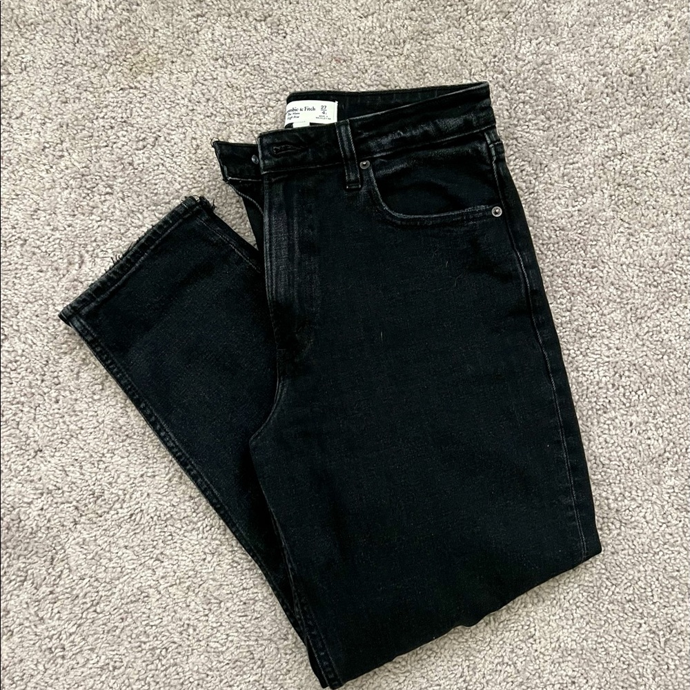 A&F High Rise Mom Jean (Curve Love)